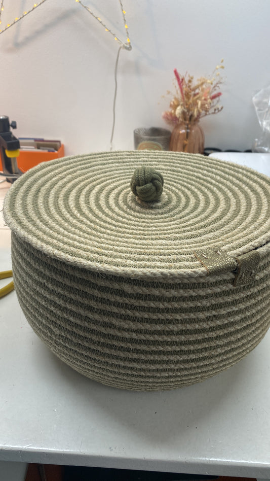 Panier à couvercle - Mundesi