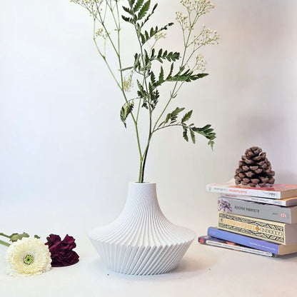Vase  Cyclonia