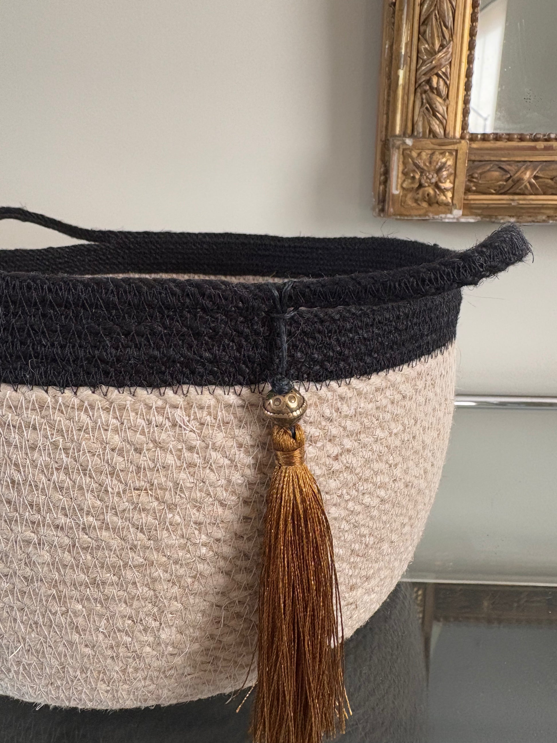Panier à oreille - Mundesi