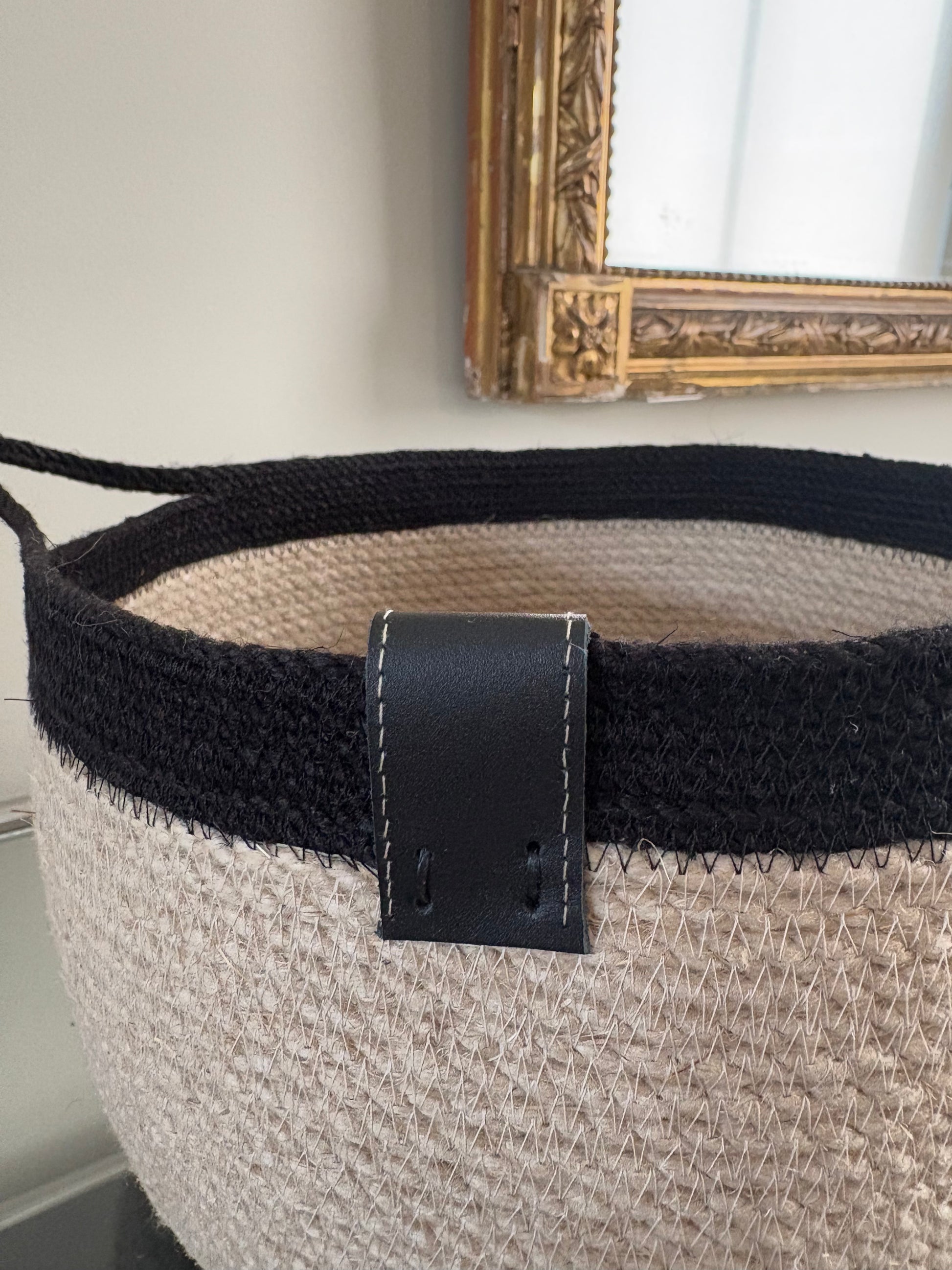 Panier à oreille - Mundesi